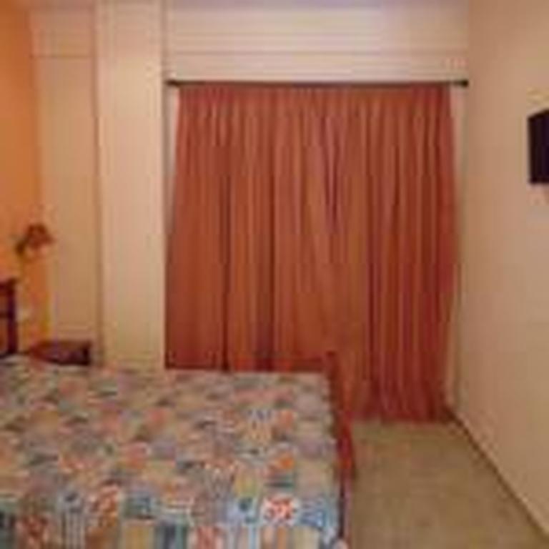 Adonis Beach Hotel Heraklion  Екстер'єр фото