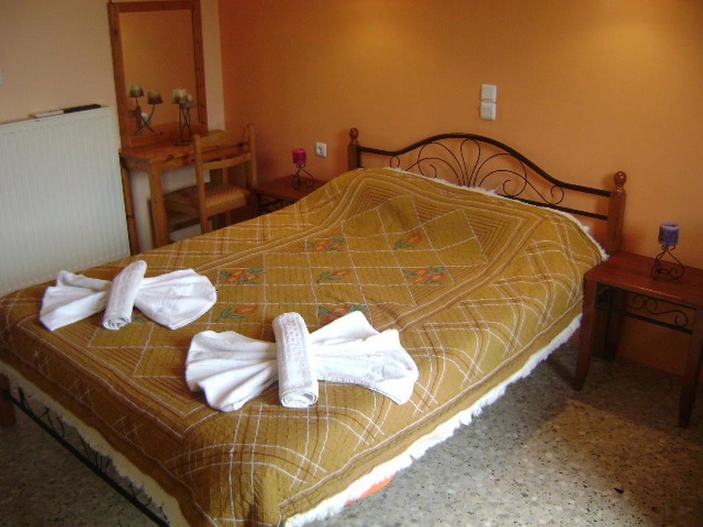 Adonis Beach Hotel Heraklion  Екстер'єр фото