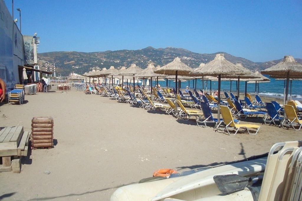 Adonis Beach Hotel Heraklion  Екстер'єр фото